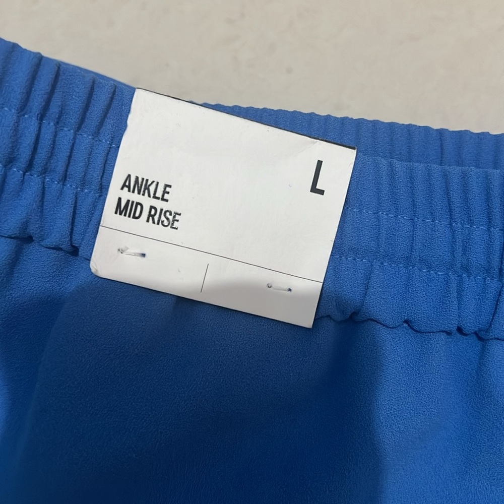 Pant - Picture 3 of 4